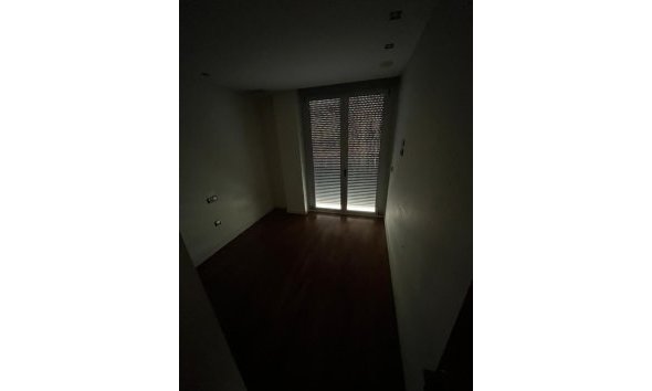 Obra nueva - Apartamento -
Elche
