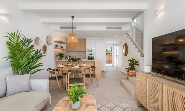 Obra nueva - Villa -
Los Alcázares