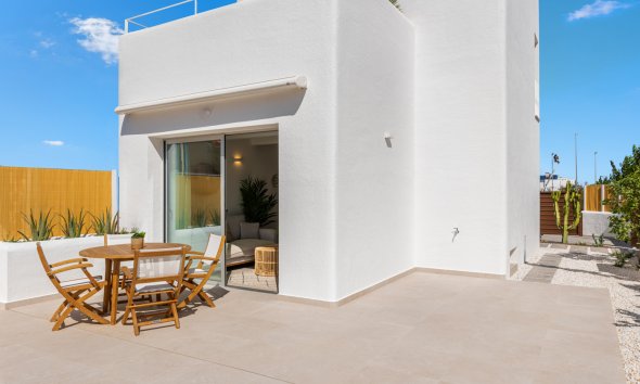 Obra nueva - Villa -
Los Alcázares