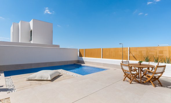 Obra nueva - Villa -
Los Alcázares