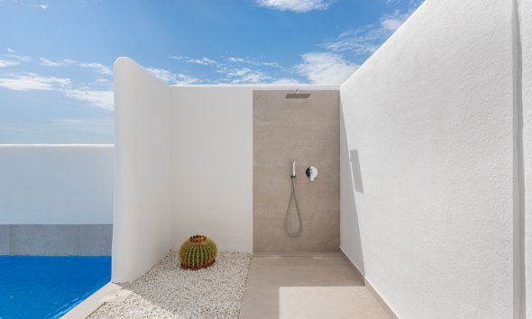 Obra nueva - Villa -
Los Alcázares
