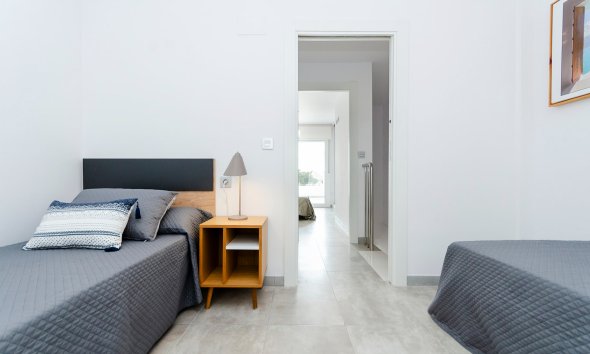 Obra nueva - Adosado -
Torrevieja