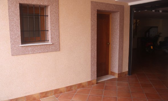 Obra nueva - Adosado -
Torrevieja