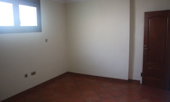 Obra nueva - Adosado -
Torrevieja