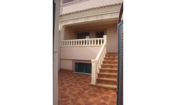 Obra nueva - Adosado -
Torrevieja