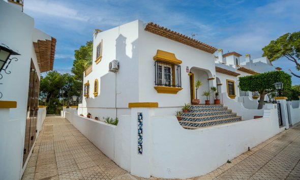 Reventa - Villa -
Orihuela Costa - Villa Martin