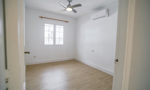Reventa - Villa -
Orihuela Costa - Villa Martin