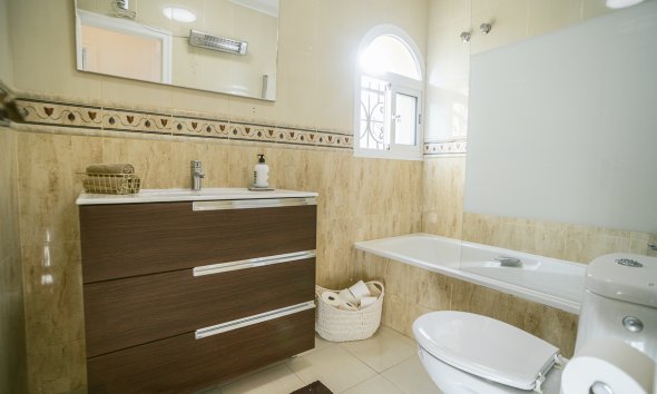 Reventa - Villa -
Orihuela Costa - Villa Martin