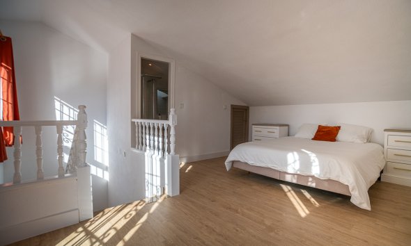 Reventa - Villa -
Orihuela Costa - Villa Martin