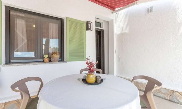 Reventa - Adosado -
Torrevieja - Torreta Florida