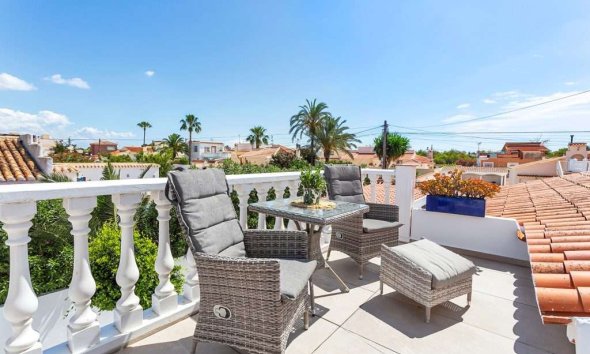 Reventa - Adosado -
Torrevieja - Torreta Florida
