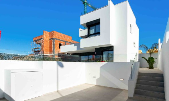 Obra nueva - Villa -
Rojales