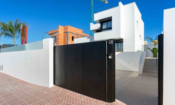 Obra nueva - Villa -
Rojales
