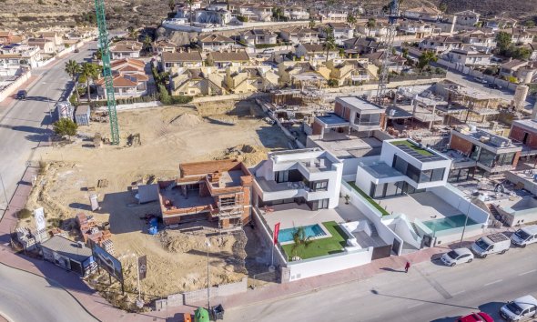 Obra nueva - Villa -
Rojales
