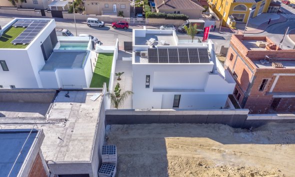Obra nueva - Villa -
Rojales