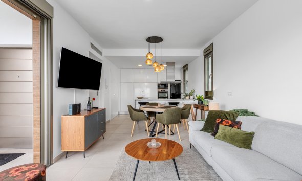 Reventa - Villa -
Orihuela Costa - Villamartín