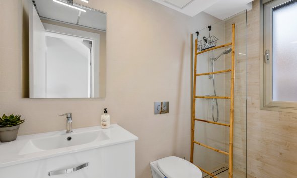 Reventa - Villa -
Orihuela Costa - Villamartín