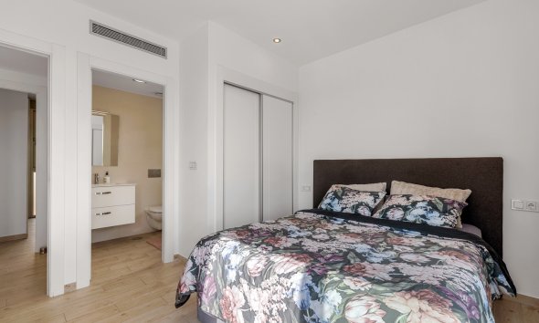 Reventa - Villa -
Orihuela Costa - Villamartín