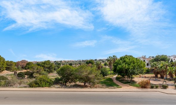 Reventa - Villa -
Orihuela Costa - Villamartín