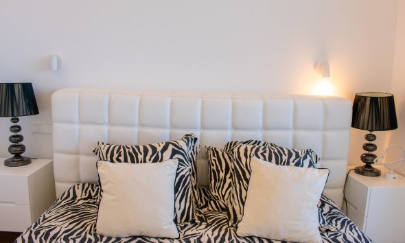 Reventa - Apartamento -
Orihuela Costa - Las Colinas golf
