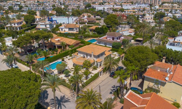 Reventa - Villa -
Orihuela Costa - Cabo Roig