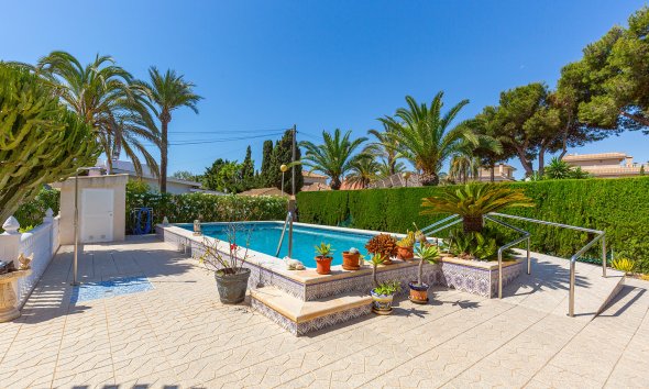 Reventa - Villa -
Orihuela Costa - Cabo Roig