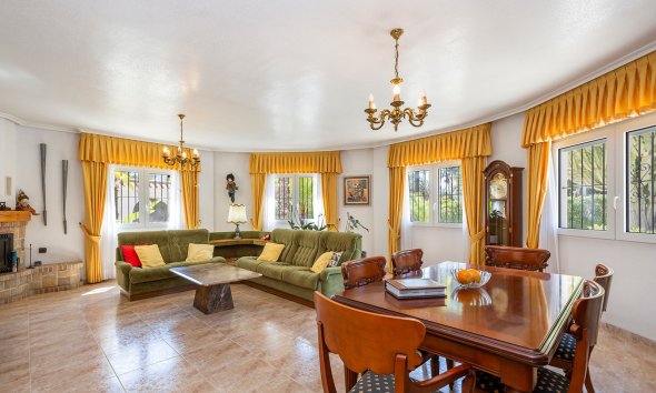 Reventa - Villa -
Orihuela Costa - Cabo Roig
