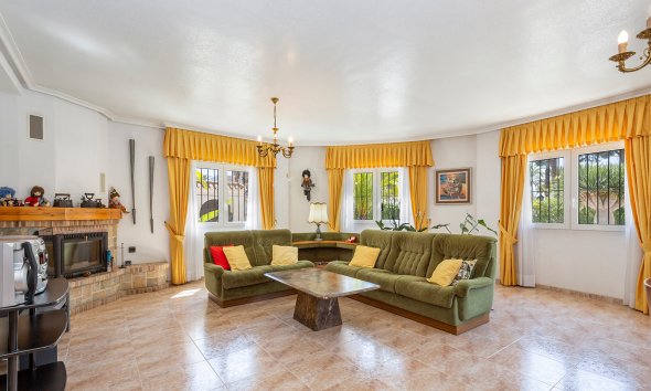 Reventa - Villa -
Orihuela Costa - Cabo Roig