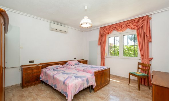 Reventa - Villa -
Orihuela Costa - Cabo Roig