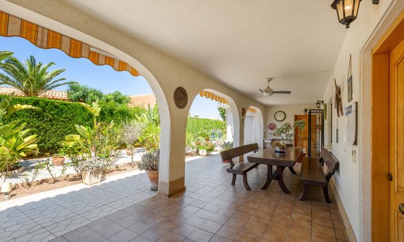 Reventa - Villa -
Orihuela Costa - Cabo Roig