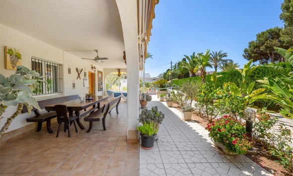 Reventa - Villa -
Orihuela Costa - Cabo Roig