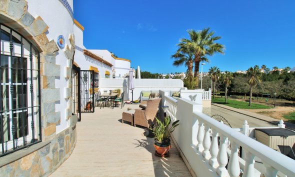 Reventa - Villa -
Villamartín - Los Dolses