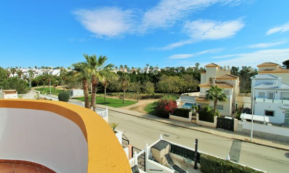 Reventa - Villa -
Villamartín - Los Dolses