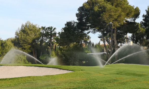 Reventa - Villa -
Villamartín - Los Dolses