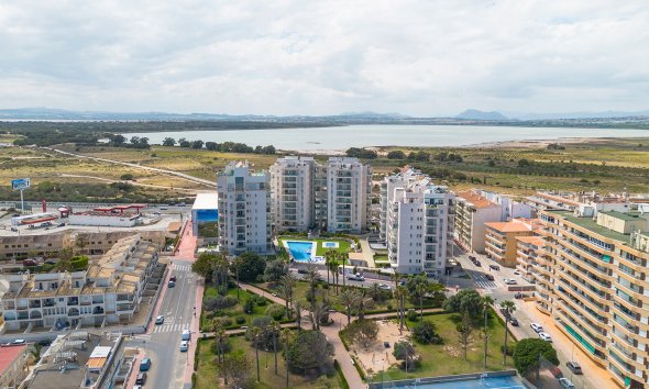 Reventa - Apartamento -
La Mata - Playa