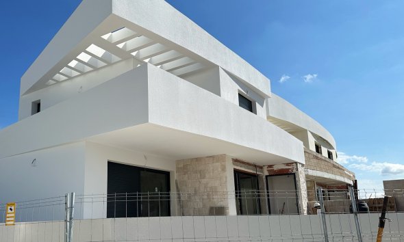 Nybyggeri - Villa -
Dolores
