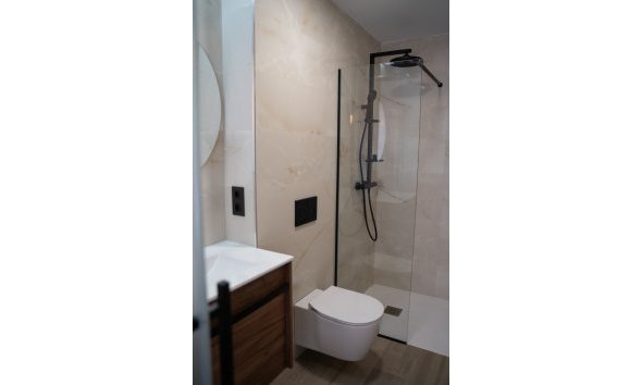 Obra nueva - Adosado -
Torrevieja