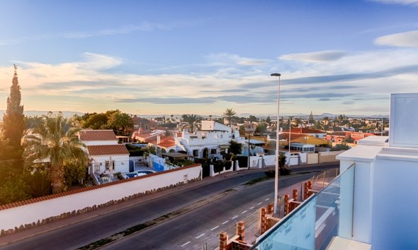 Obra nueva - Adosado -
Pilar de la Horadada