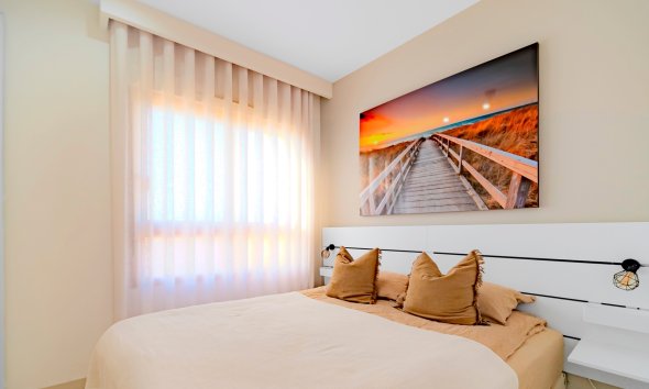 Resale - Apartment -
Pilar de la Horadada - Mil Palmeras