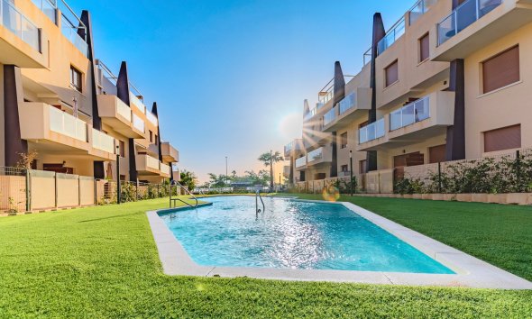 Resale - Apartment -
Pilar de la Horadada - Mil Palmeras