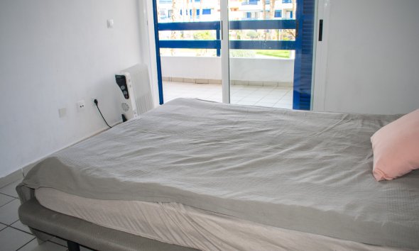 Reventa - Apartamento -
Orihuela Costa - Playa Flamenca