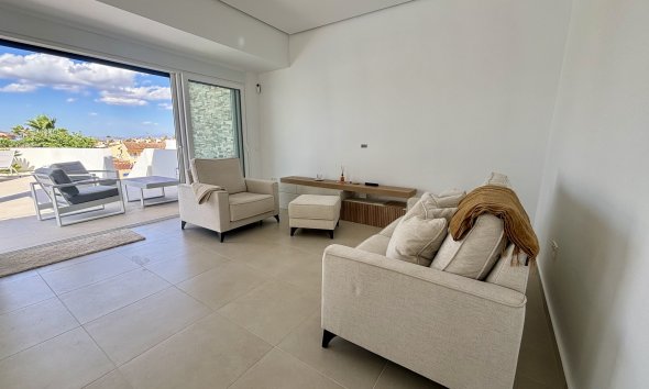 Obra nueva - Villa -
Benijofar