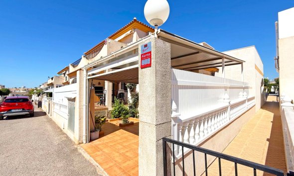 Gensalg - Rækkehus -
Orihuela Costa - Playa Flamenca
