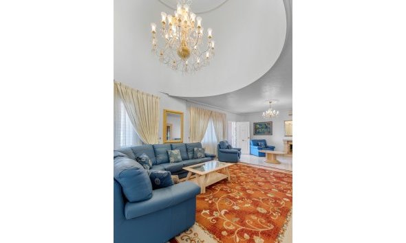 Resale - Villa -
Ciudad Quesada