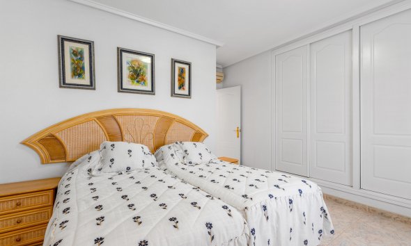 Resale - Villa -
Ciudad Quesada