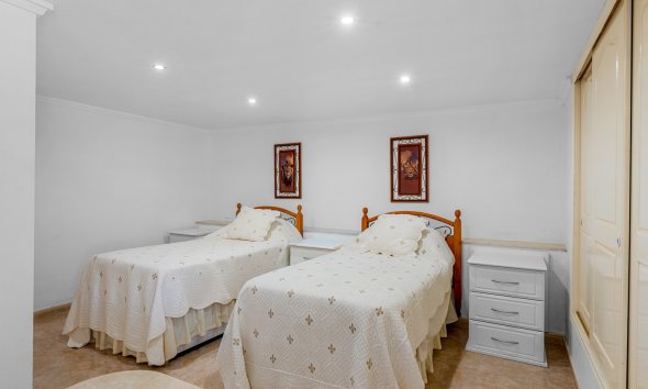 Resale - Villa -
Ciudad Quesada