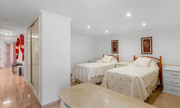 Resale - Villa -
Ciudad Quesada
