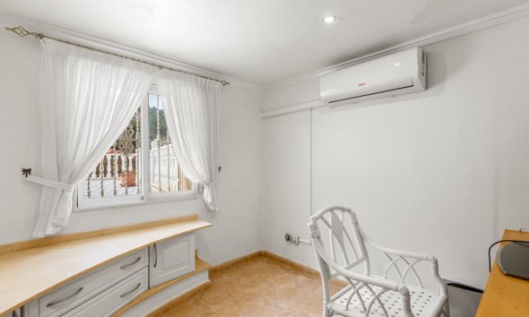 Resale - Villa -
Ciudad Quesada