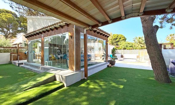 Gensalg - Villa -
Orihuela Costa - Punta Prima