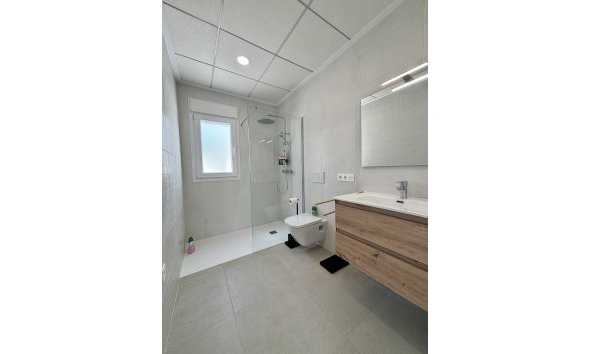 Obra nueva - Villa -
Benijofar